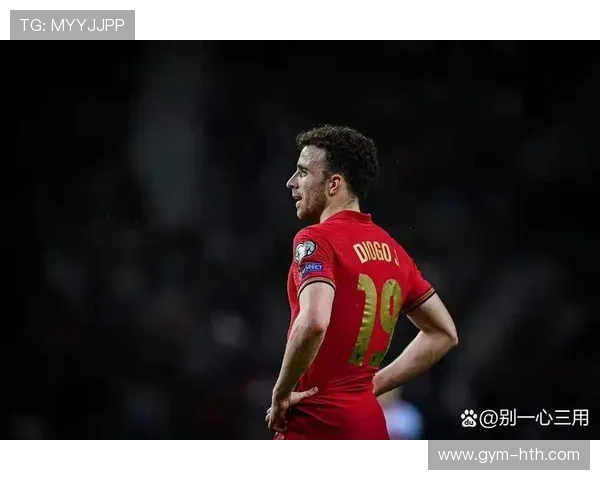揭秘足球巨星背后的故事 他们如何影响全球足球文化与历史 揭秘足球巨星背后的故事 他们如何影响全球足球文化与历史