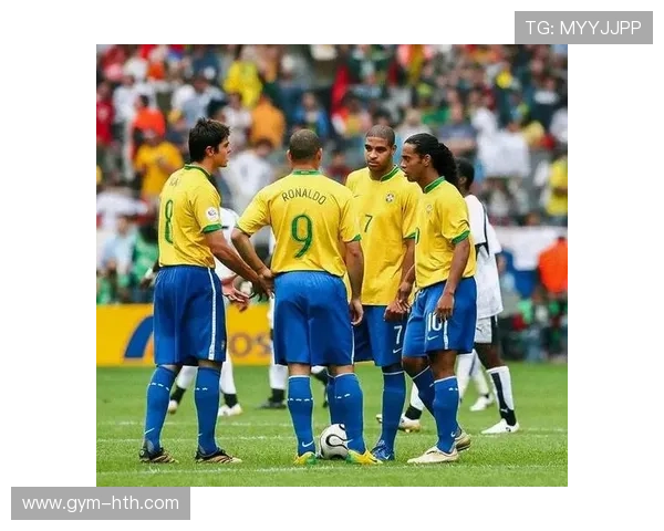 聚焦足球30号球星辉煌征程与绿茵场上的荣耀瞬间 聚焦足球30号球星辉煌征程与绿茵场上的荣耀瞬间