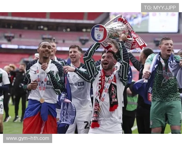 足球界兰字球星盘点 兰斯、兰帕德等球员成就辉煌瞬间解析